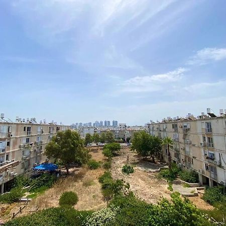 Apartment On The Mermaid Beach Qiryat Yam 外观 照片